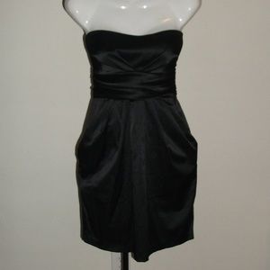 Black Strapless Dress Size: L
